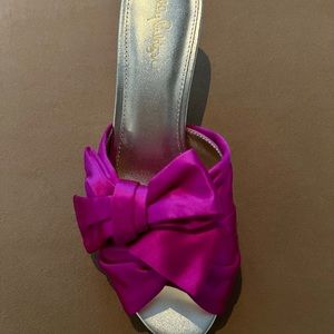 NWT Lilly Pulitzer Ashley Kitten Slide Heels in Berry Soiree.